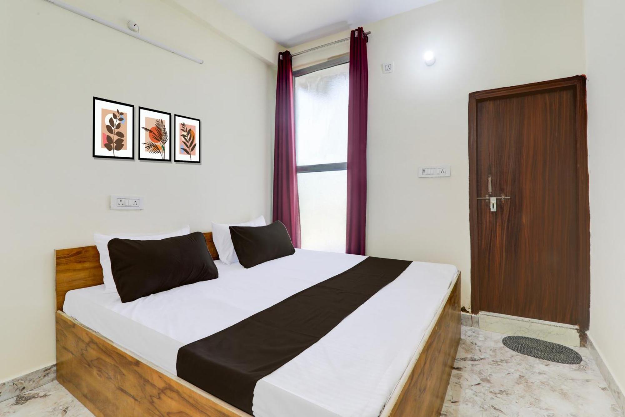 Hotel O Rn Chinhat Екстериор снимка